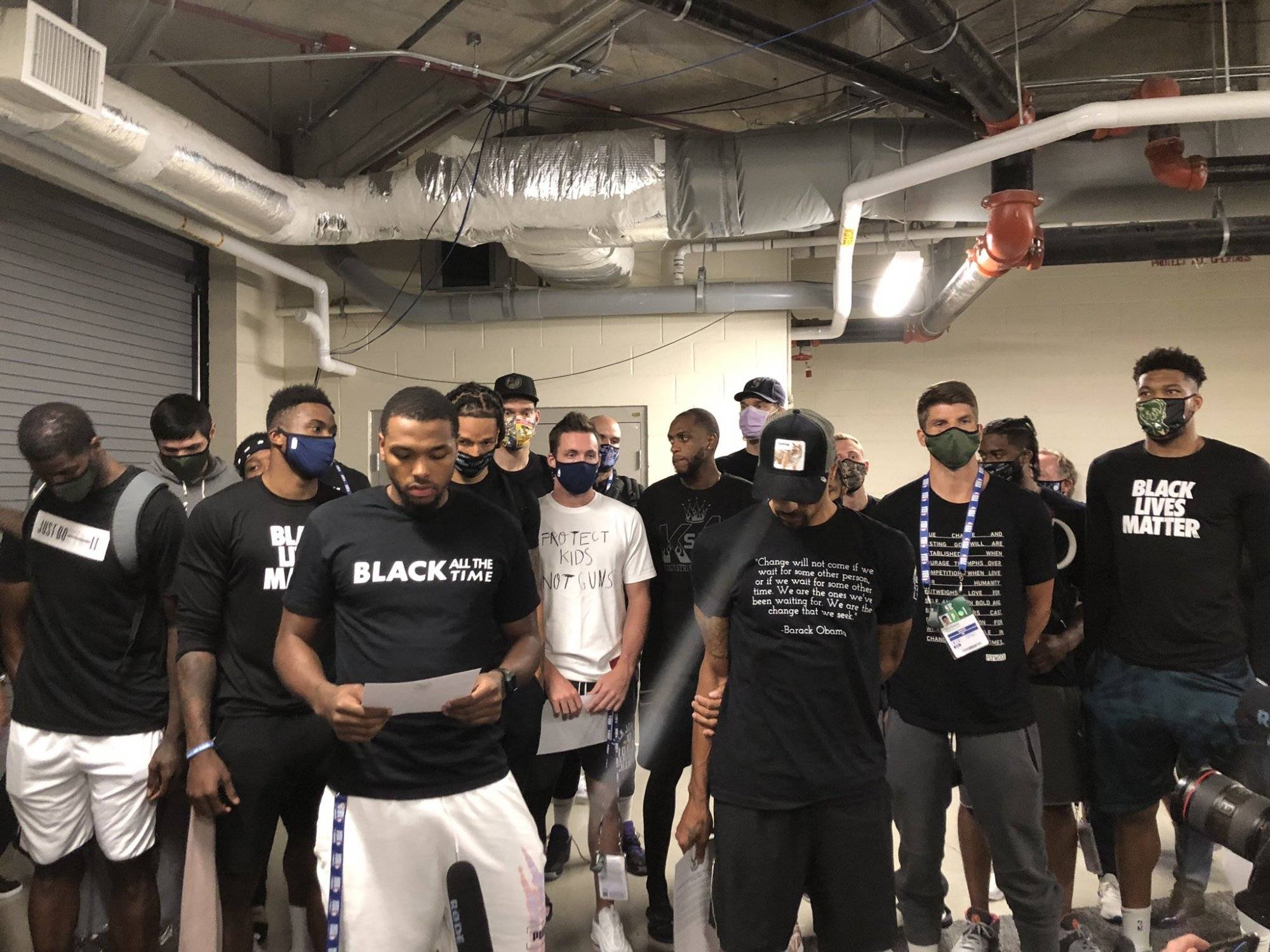 lol比赛回放-关于NBA常规赛赛程吃紧，多伦多猛龙国际比赛日造点机会，态度坚定，医务组通报恢复的信息