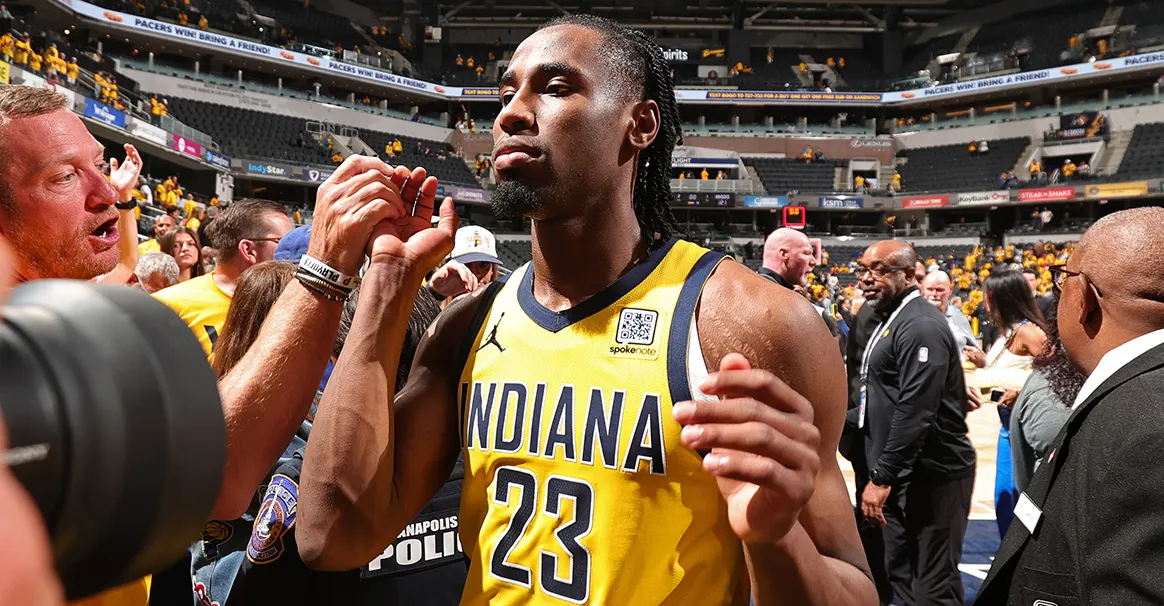 lol比赛回放-印第安纳步行者迎NBA季后赛关键赛；今夜刷新队史纪录；话题不断；控场能力受关注的简单介绍